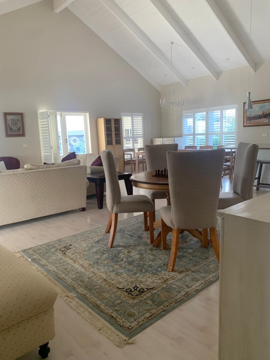 4 Bedroom Property for Sale in Goose Valley Western Cape